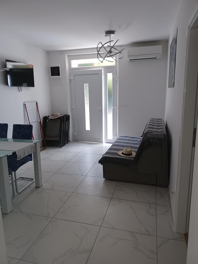 Apartman Val 1 Novigrad Istria Exteriör bild